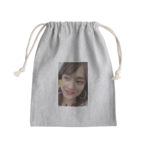 奈 Mini Drawstring Bag