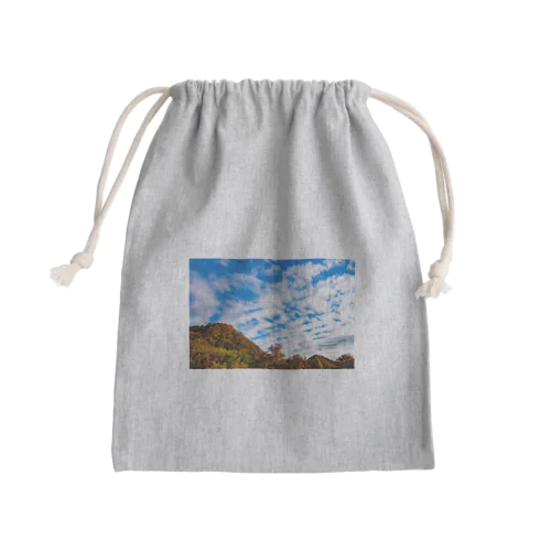 空 Mini Drawstring Bag