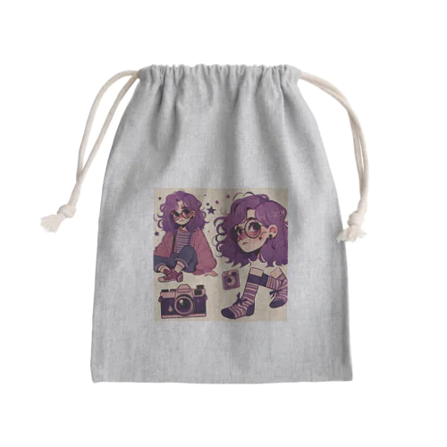 カメラと少女 Mini Drawstring Bag