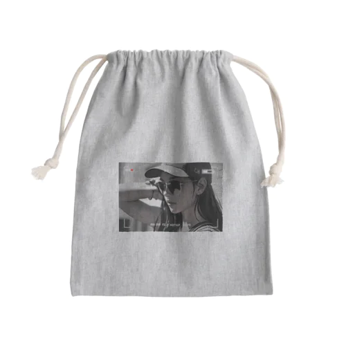 Cool girl【モノクロ】 Mini Drawstring Bag