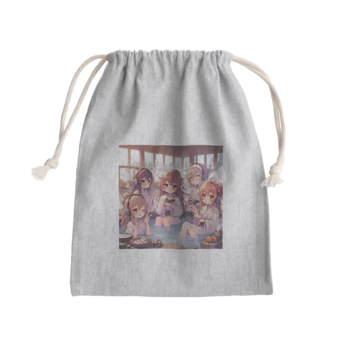 温泉を楽しむ女子 Mini Drawstring Bag