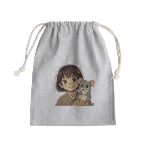 さくらと小さな子ネズミ - イラスト: さくらとタロウが一緒に微笑んでいる場面 Mini Drawstring Bag