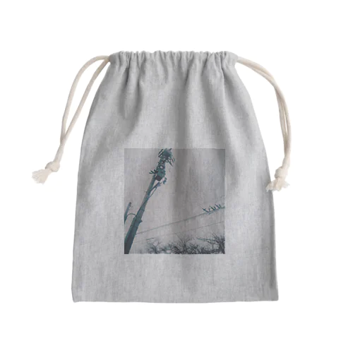 或る川のほとり Mini Drawstring Bag