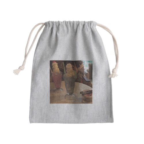 ドリンクバー Mini Drawstring Bag