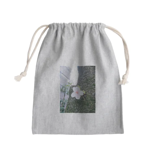 咲き誇れ、先の事など考えず。 Mini Drawstring Bag