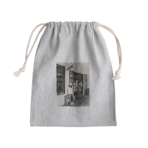 たたずむガール Mini Drawstring Bag
