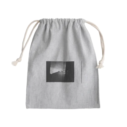 1.5人暮らし Mini Drawstring Bag