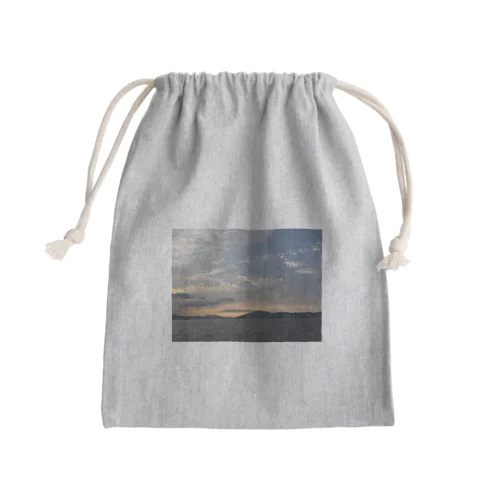 夕焼けこやけ Mini Drawstring Bag