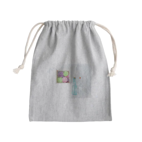 花と瓶と夏 Mini Drawstring Bag