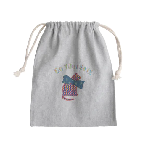 猫のように自分らしく Mini Drawstring Bag