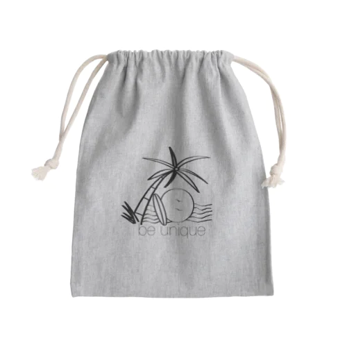 BE UNIQUE Mini Drawstring Bag