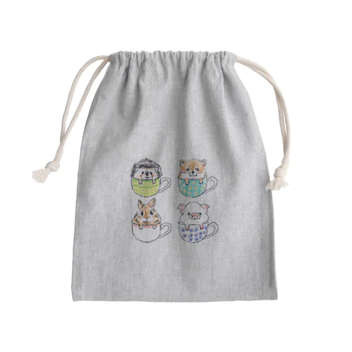 オリジナル　ハリネズミのソフィー、カップにハマってこっちを見ている。 Mini Drawstring Bag