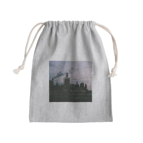 ぼんやり夕暮れの工場　F3 Mini Drawstring Bag