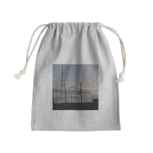 根室の富士山空 Mini Drawstring Bag