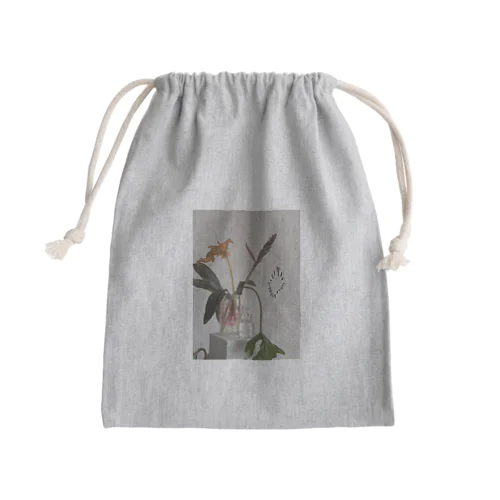 ᗦ↞◃ Mini Drawstring Bag