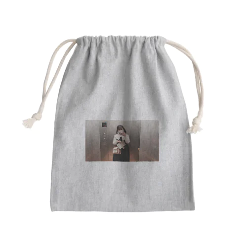 しちゃん大道具店 Mini Drawstring Bag