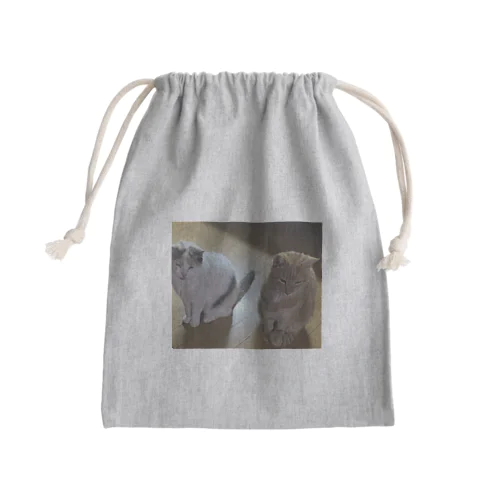 気まずい猫 Mini Drawstring Bag