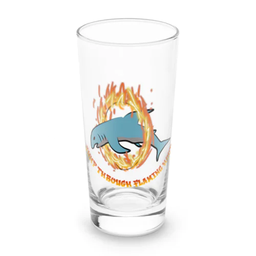 火の輪を飛び越えるサメ Long Sized Water Glass
