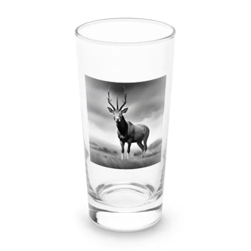 オリックスとは、あなたの想像力を刺激する新たな世界への扉を開く冒険です。 Long Sized Water Glass