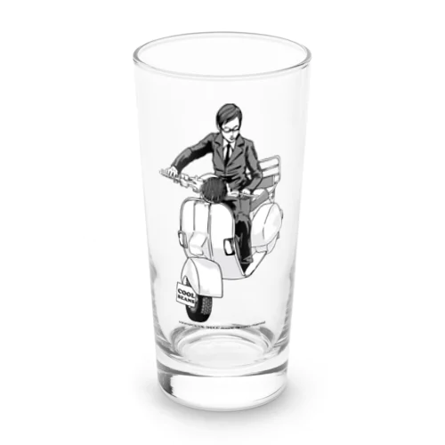 クラシックスクーターに乗る男性 Long Sized Water Glass