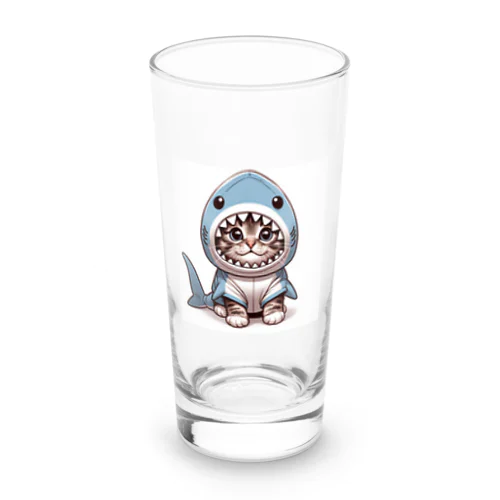 サメのフードを被った愛くるしい子猫 Long Sized Water Glass