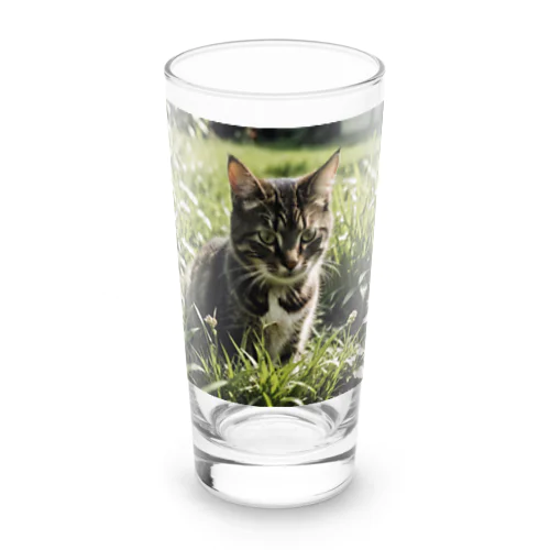 草むらの猫 Long Sized Water Glass