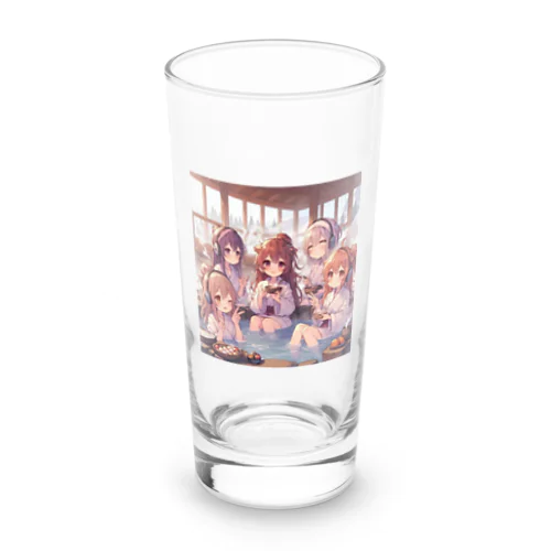 温泉を楽しむ女子 Long Sized Water Glass