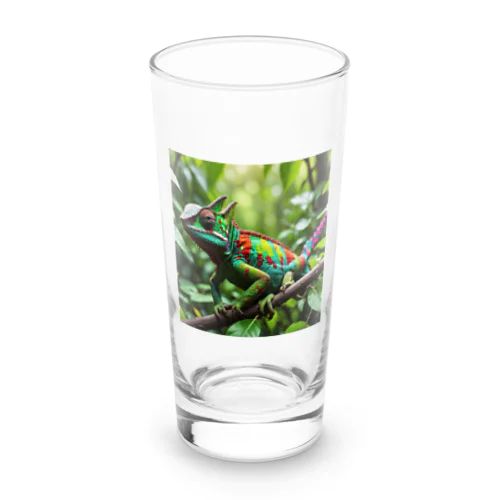 色彩豊かなカメレオンのジャングルの姿 Long Sized Water Glass
