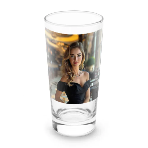 ドバイの豪華なホテルでブラックドレスを着た素敵な女性sanae2074 Long Sized Water Glass