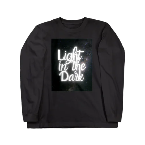 Light in the dark ロングスリーブTシャツ