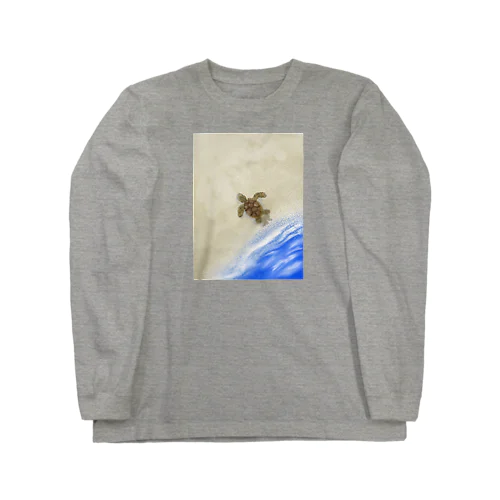 砂浜のウミガメ Long Sleeve T-Shirt