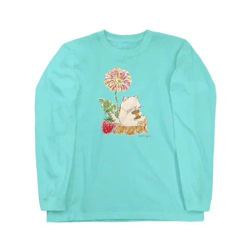 ①いちごを独り占めしてランチ中のプーミーちゃん Long Sleeve T-Shirt