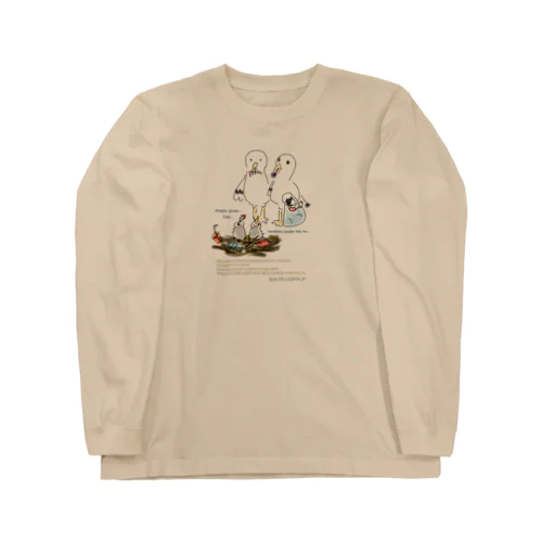 プラスチックをヒナに与える鳥 Long Sleeve T-Shirt