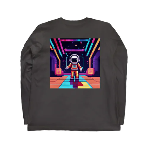 宇宙船の中のダンスフロア Long Sleeve T-Shirt