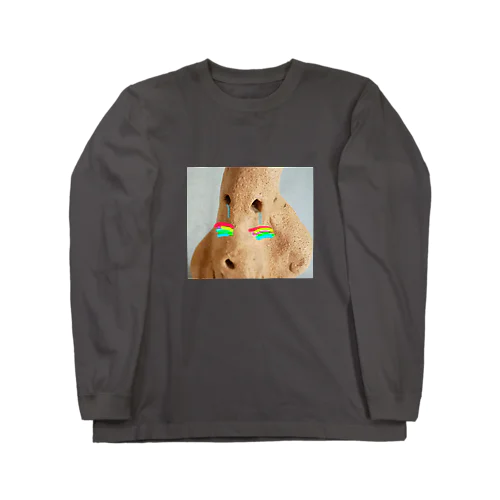 その涙は虹になるよ！ミネラル豊富な土のはにわさん。 Long Sleeve T-Shirt