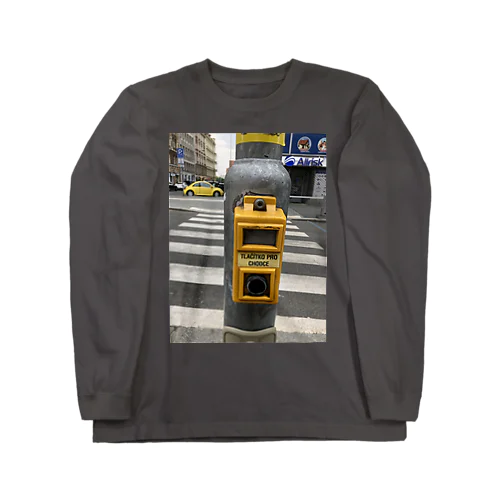 チェコで信号待ち Long Sleeve T-Shirt