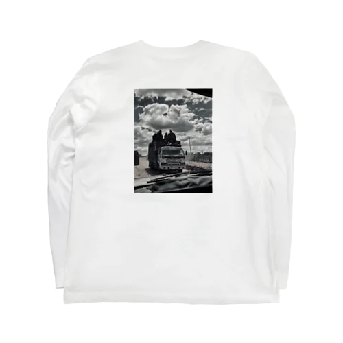 マサイ オン ザ トラック Long Sleeve T-Shirt