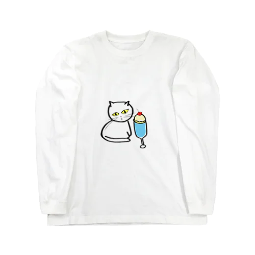 A lovely white cat who likes ice cream. Long Sleeve T-Shirt