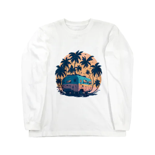 ビーチに停められた車 Long Sleeve T-Shirt