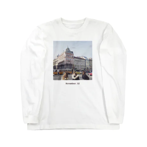 Novembr.02 / Budapest, Hungary ロングスリーブTシャツ