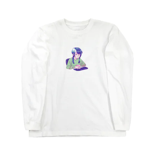 事務作業をする女性 Long Sleeve T-Shirt