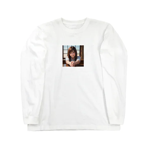 可愛い握手を求める女の子 Long Sleeve T-Shirt