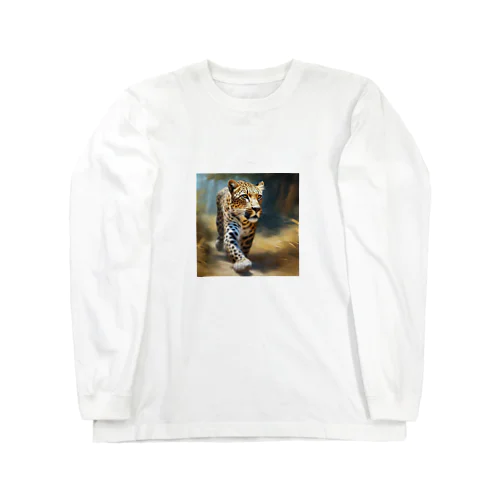 獲物を求めて歩くヒョウのグッズ Long Sleeve T-Shirt