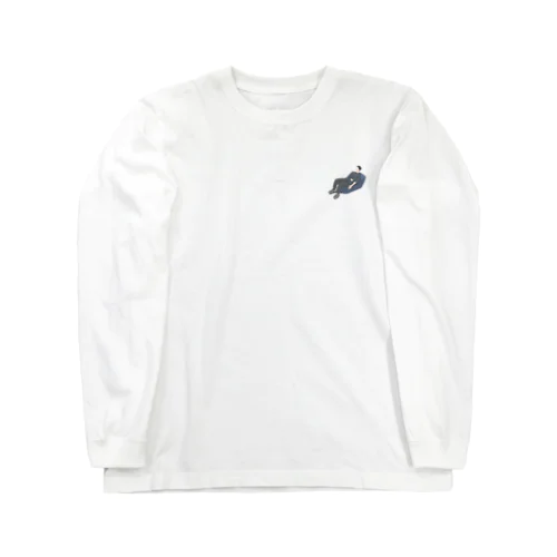 人をダメにするクッションに座る友人② Long Sleeve T-Shirt