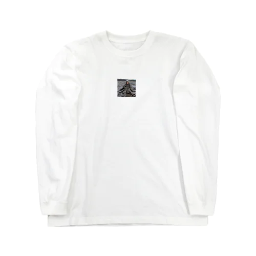 泥遊びをする子ども Long Sleeve T-Shirt