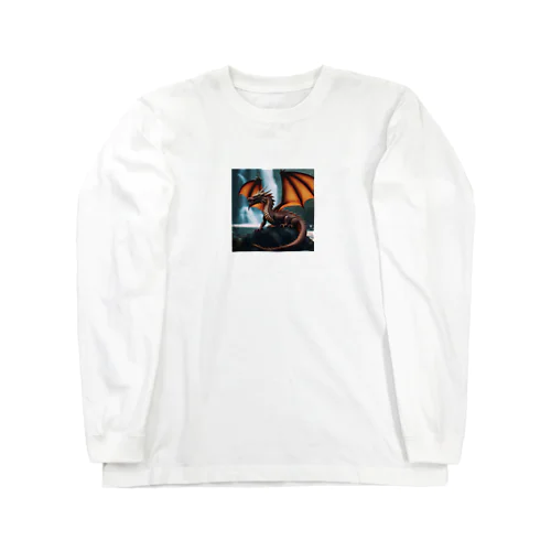 滝のそばで涼んでいる龍 Long Sleeve T-Shirt