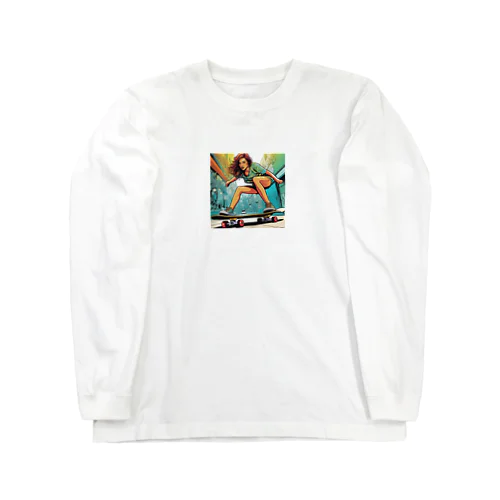 スケートボードをする女性 Long Sleeve T-Shirt