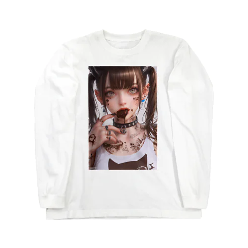 チョコを食べるメイド美女 Long Sleeve T-Shirt