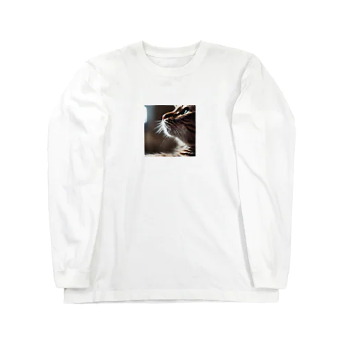 窓辺で風を感じている猫 Long Sleeve T-Shirt