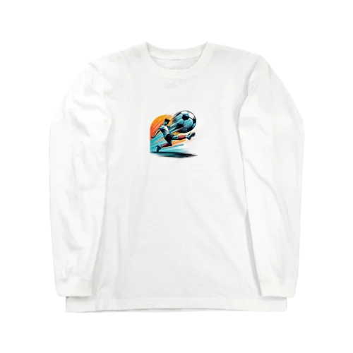 夕日を背にサッカーボールを蹴りシュート Long Sleeve T-Shirt